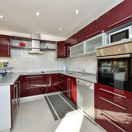 Ante Noa Apartment