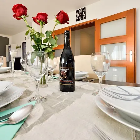 Apartment Ante Noa